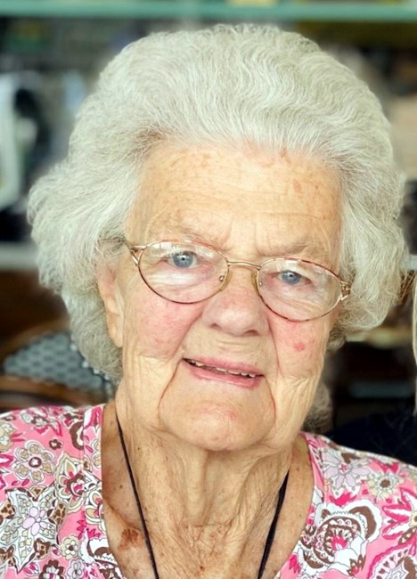 Obituary of Yvonne Bea Auyer