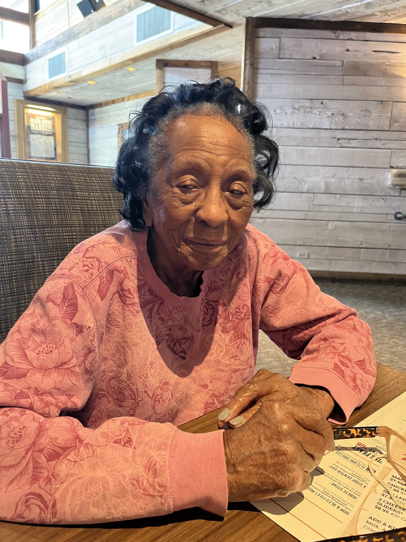 Obituary of Annora Elizabeth Ross- Lawson