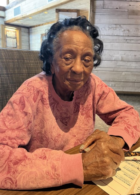 Obituario de Annora Elizabeth Ross- Lawson