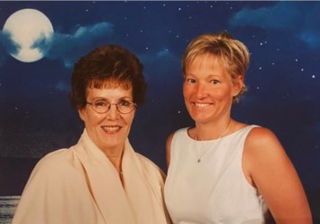 Obituario de Carlotta L. Tiniakoff