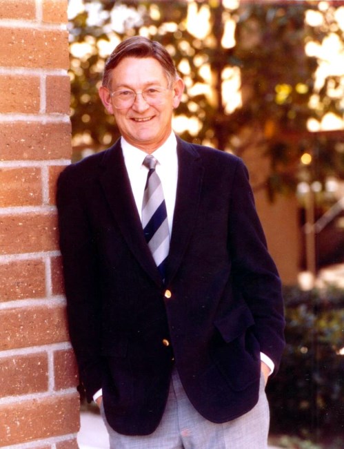 Obituary of Donald Roger Thomas