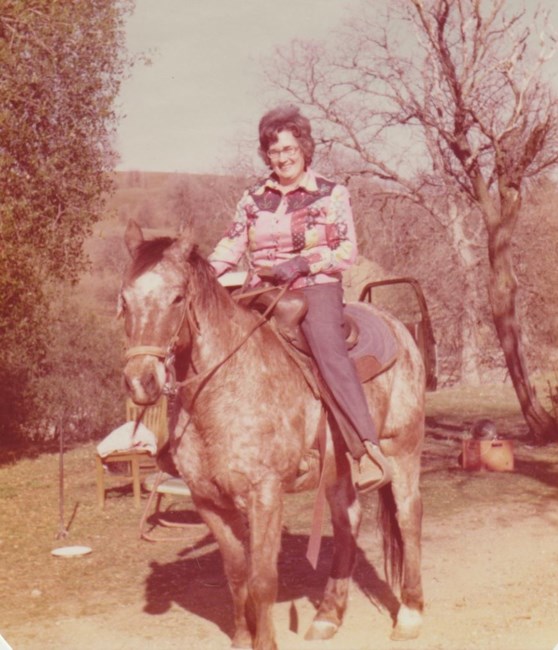 Avis de décès de Jane Gertrude White