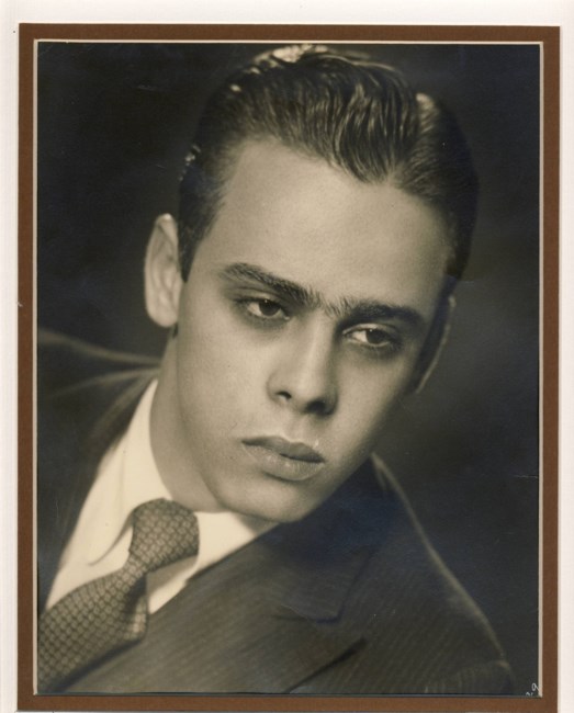 Obituario de Carlos Roberto Flores