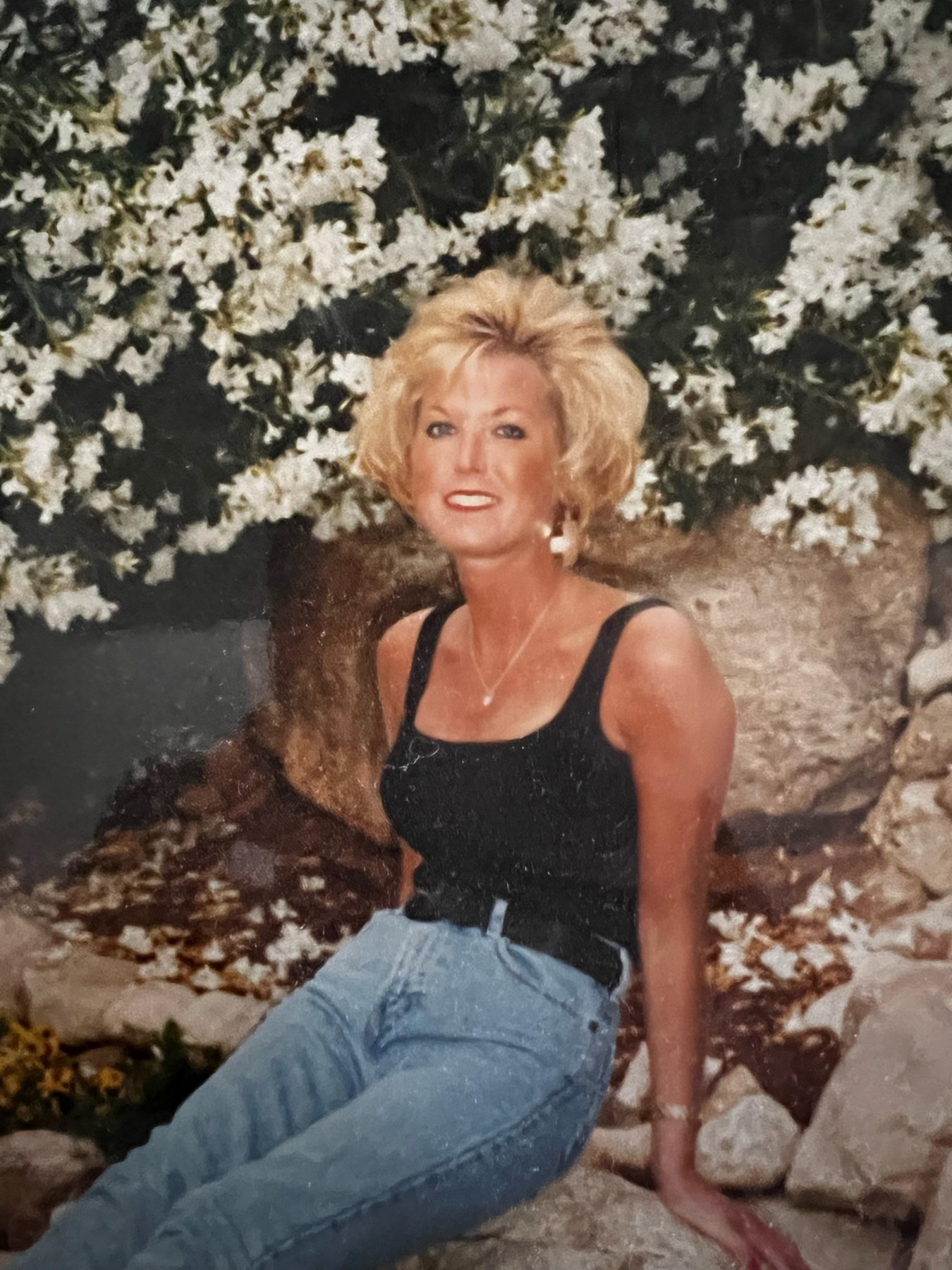 Obituary of Debbie Maddox Harsch