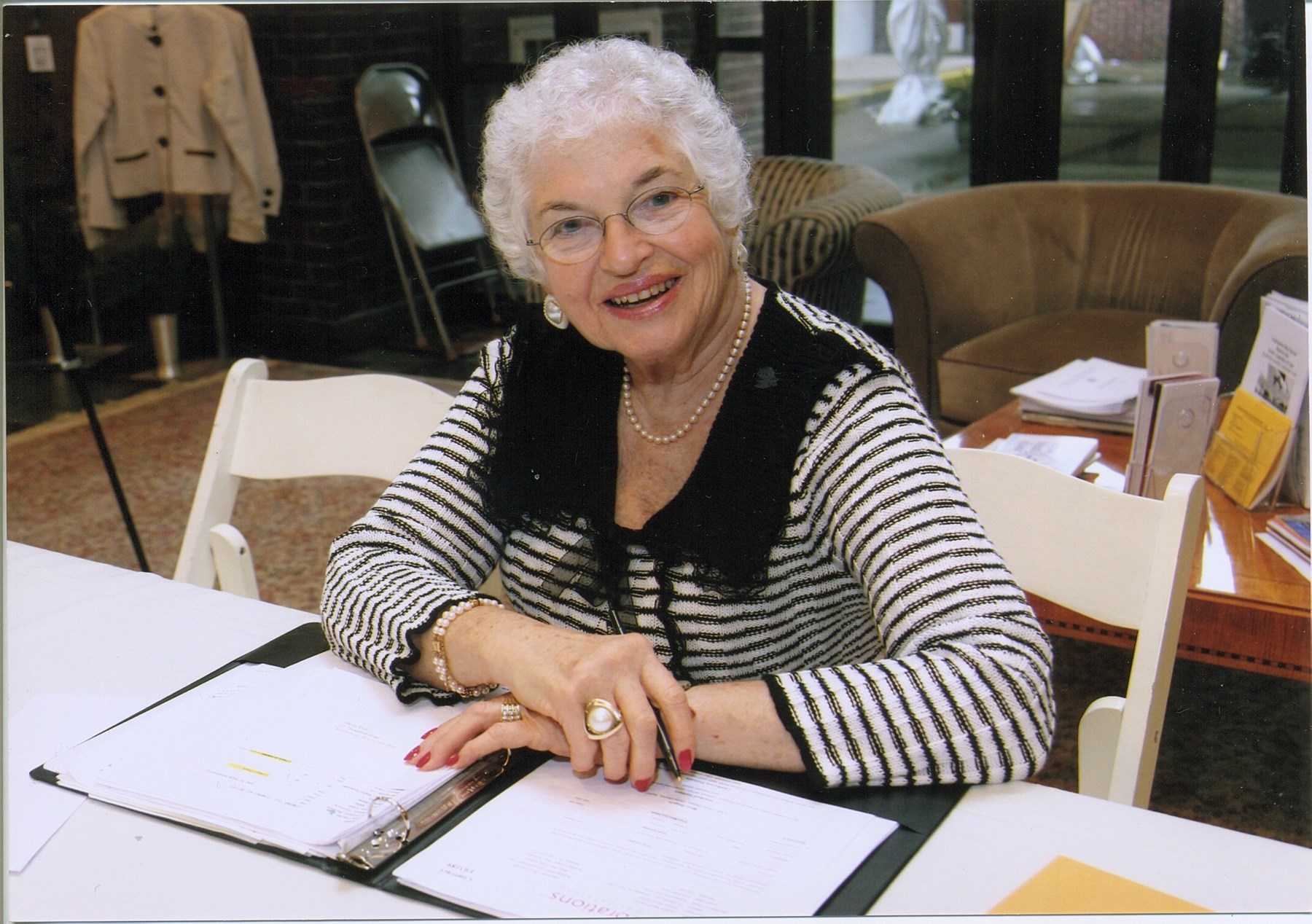 Obituary of Beatrice "Bea" Strome