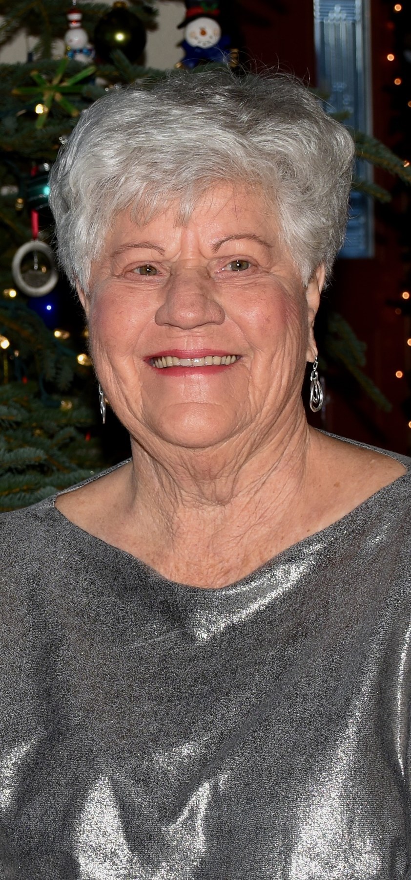 Obituary of Jewel G Debardelaben