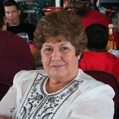 Obituary of Dora V. Lopez