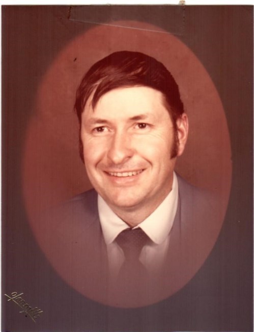 Obituary of George W. Hoyt Jr.