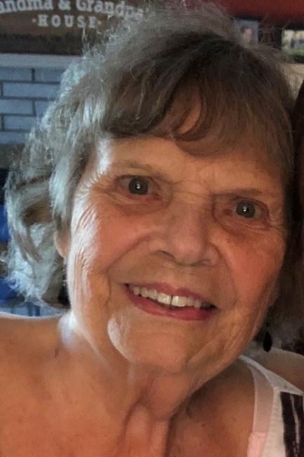 Obituary of Geraldine "Geri" Helmick