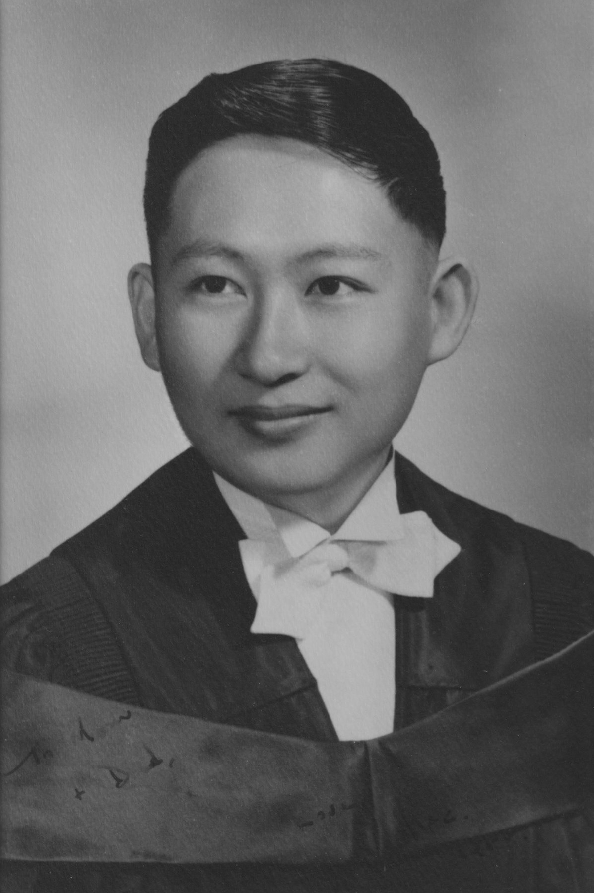 Obituary of Alexander Kee-Sui Pan