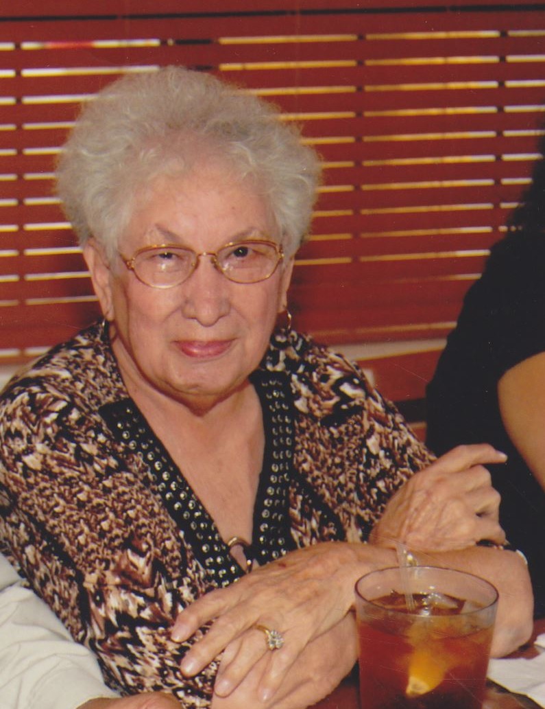 Obituario de Minerva B. Piña