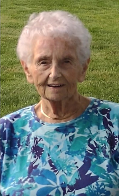 Obituary of Jeannette L Guay