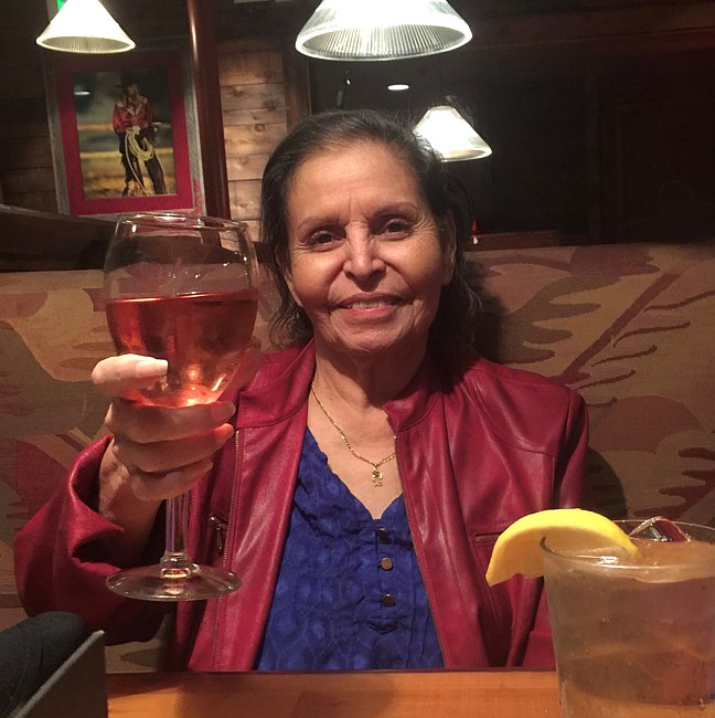 Obituary of Mary Helen Quarrels