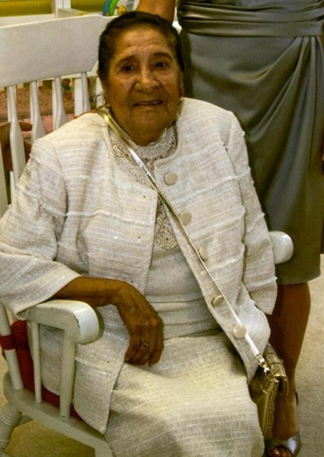 Obituary of María De La Torre
