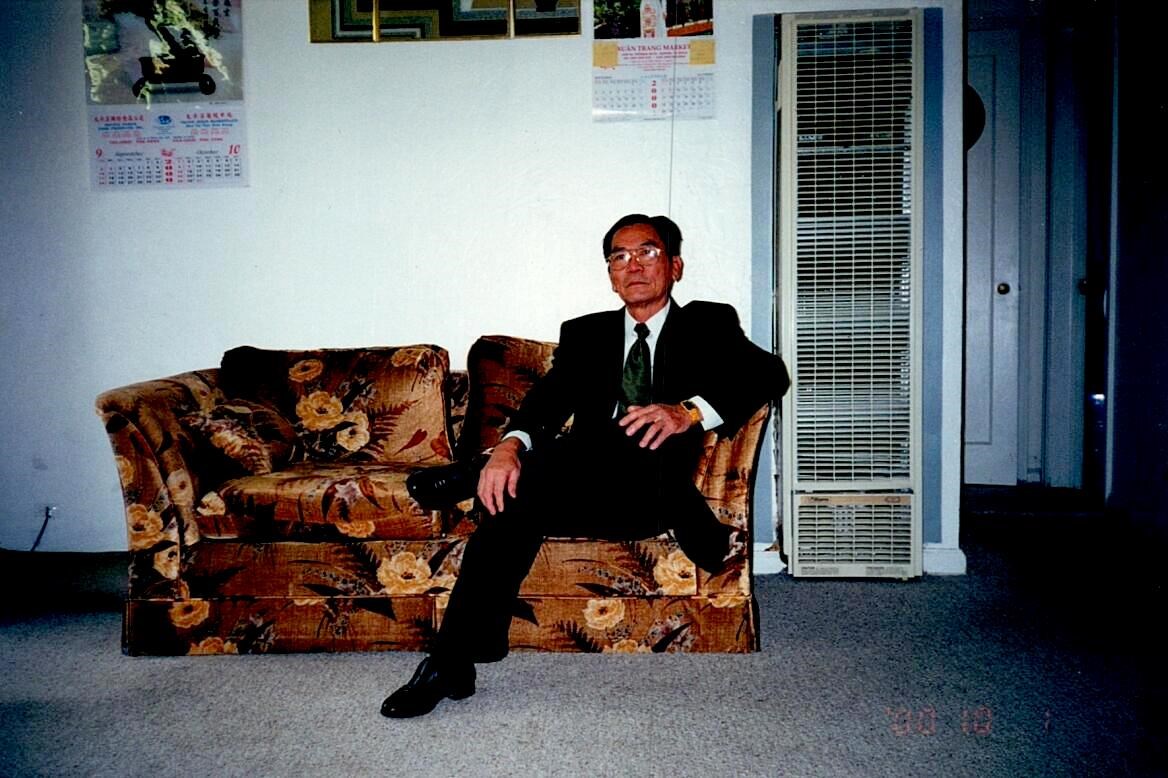 Obituary of Re van Tien
