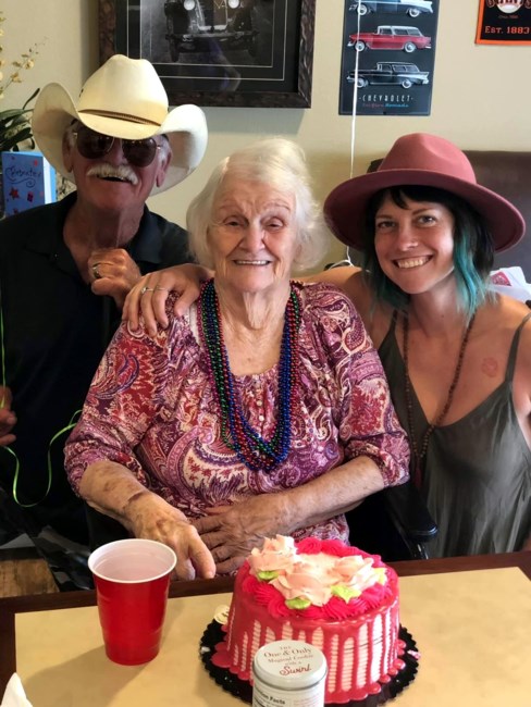 Obituary of Linda Geraldine Hall-Hazen