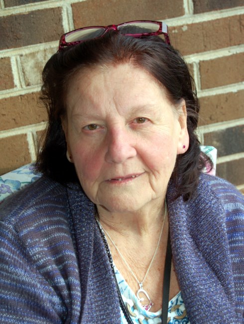 Obituary of Betty Marie Drewry Watts