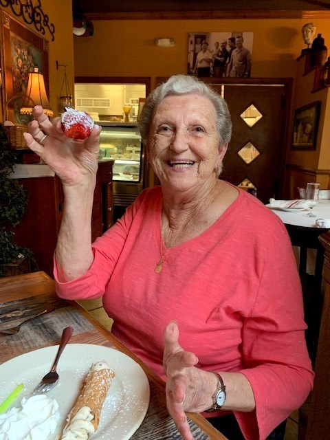 Obituary of Sandra Leigh Ray