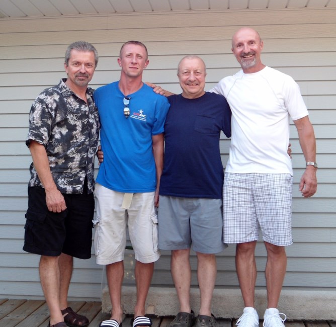 Obituary of Thomas Smurf Moczynski