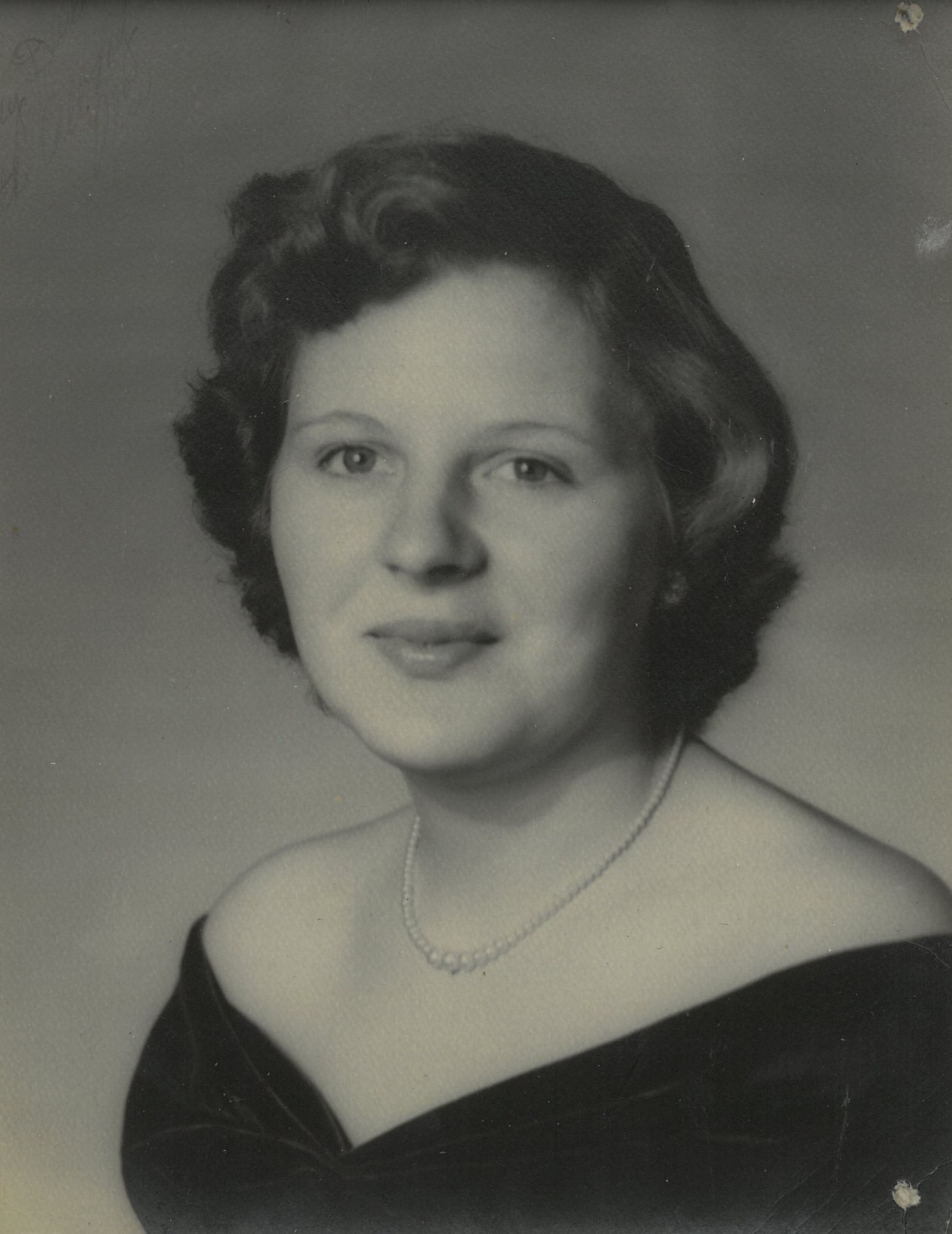 Alice Montgomery's Instagram, Twitter & Facebook on IDCrawl