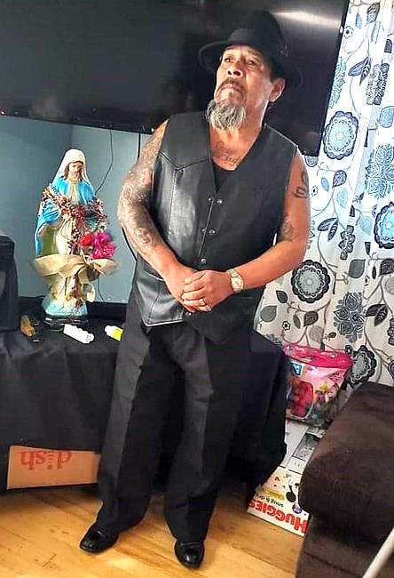 Avis de décès de Julio Mike Castañeda