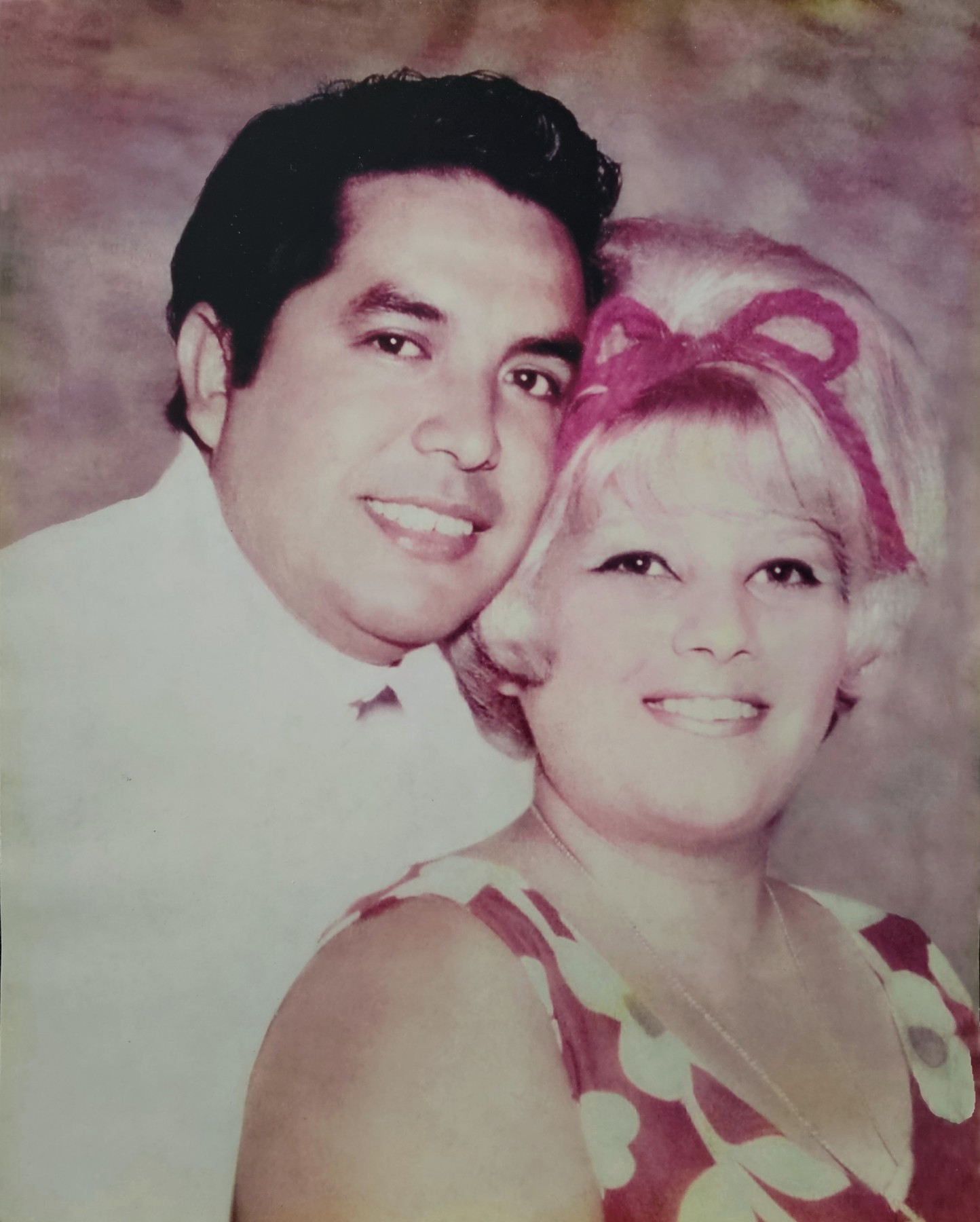 Obituary of Maria Lavoy Saltos