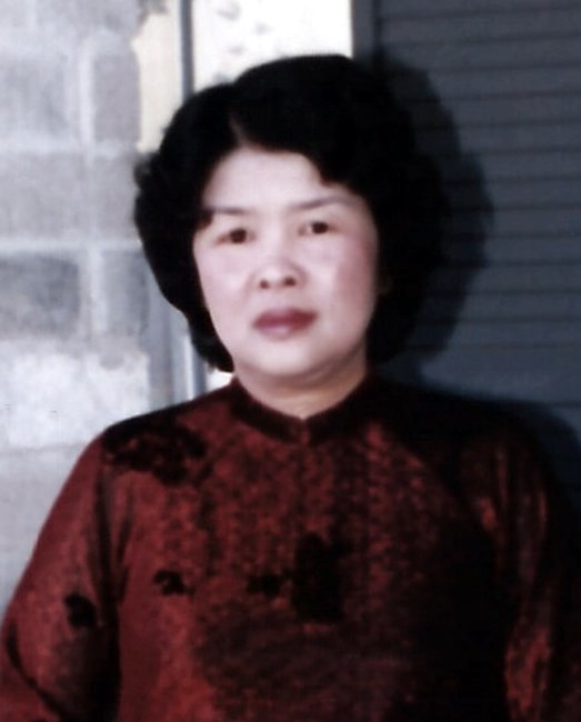 Obituary of Suong Ngoc Tran