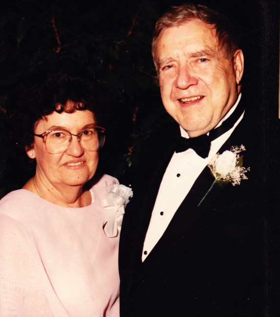 Obituary of Mary Margaret Simmons Tomes