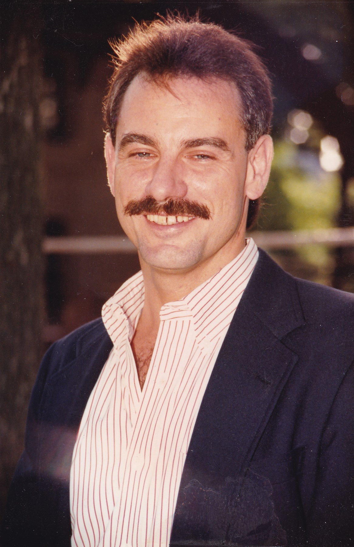 Obituary of Dr. Earl Jones