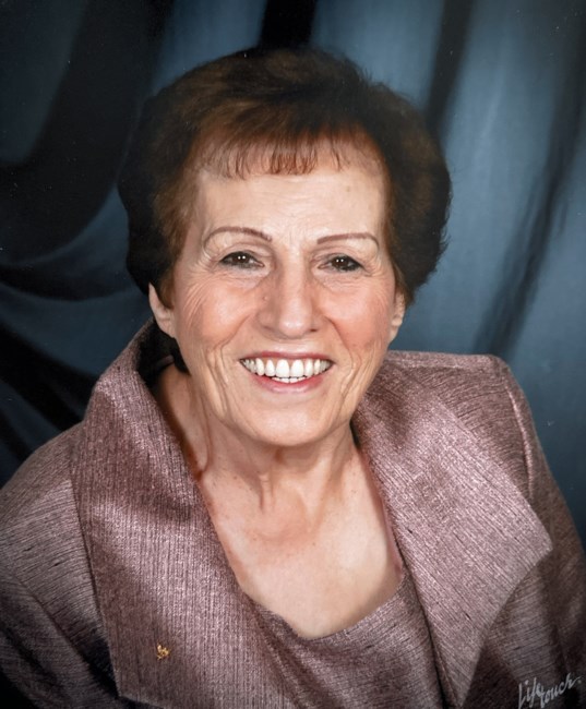 Obituary of Anesa Mashni