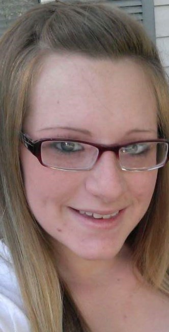 Obituario de Kristen DeAnn Swan