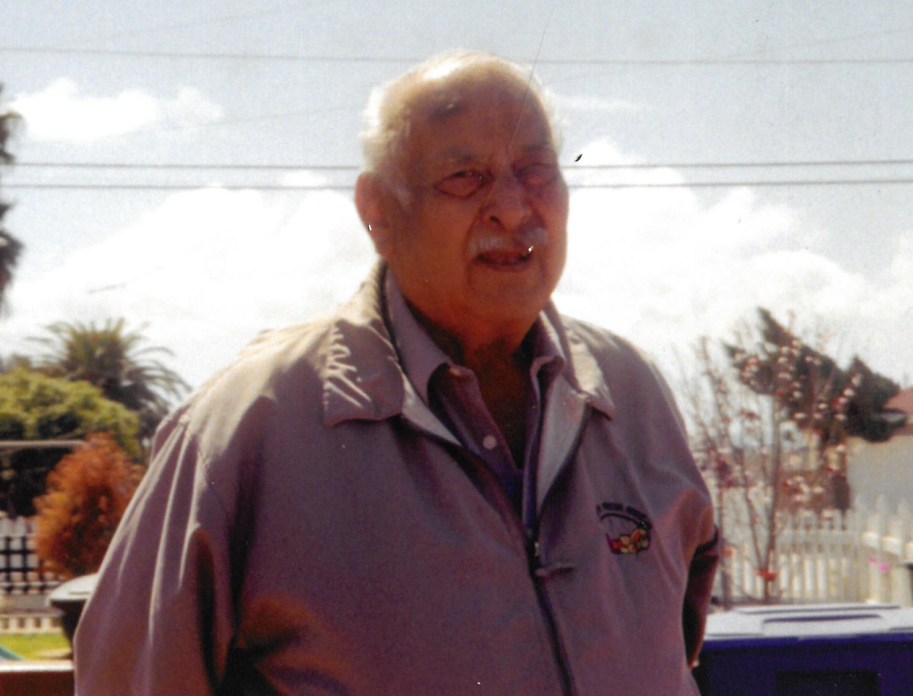 Avis de décès de John Lucero Vasquez