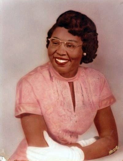 Obituary of Mary Dee H. McKnight