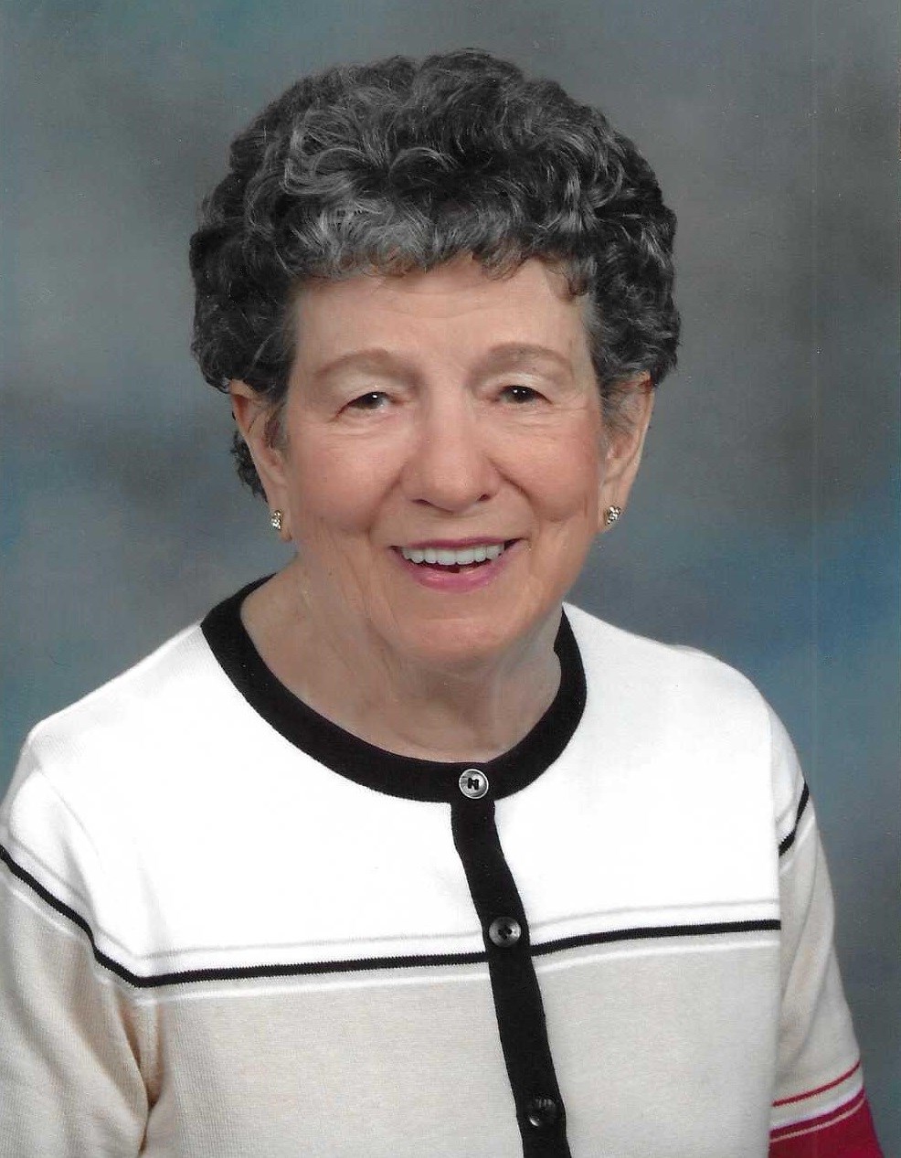 Obituary of Ruth (Hanes) Sandt