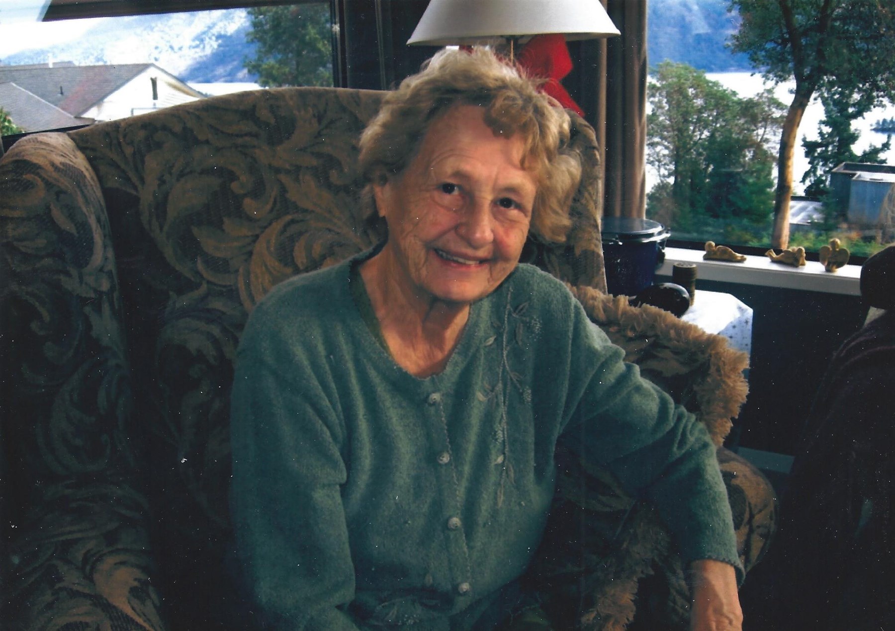 Obituary of Dorothy Rhea Chisholm