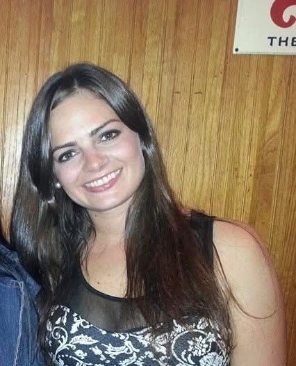 Obituario de Andrea Leigh Brisher