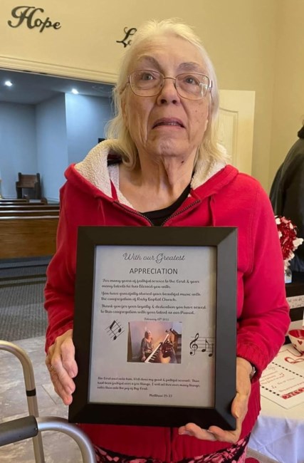 Avis de décès de Linda Lou Fisher