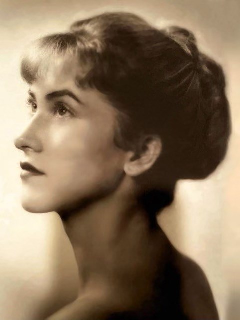 Obituary of Gundula "Gundi" Hinze McCandless