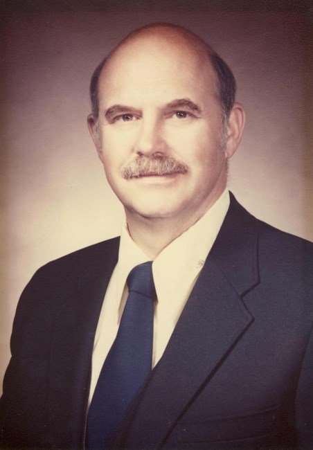 Obituary of Robert E. Davis