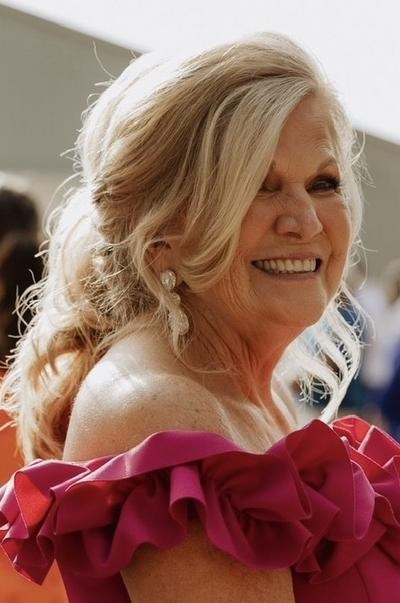 Obituary of Deborah "Debbie" Susan (Luckett) Taylor