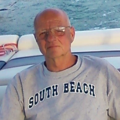 Obituary of Robert Wallace Lee