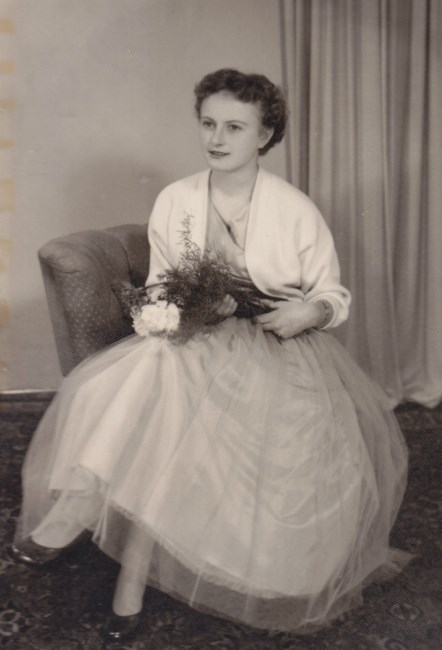 Obituary of Edith Elizabeth Hawthorn