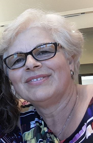 Obituary of Nada Durlovska