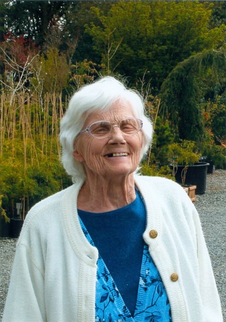Obituary of Regina Louise Mack