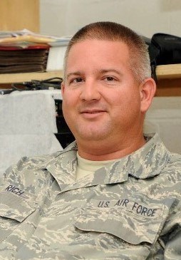 Obituary of SMSgt Patrick "Pat" E. Rich