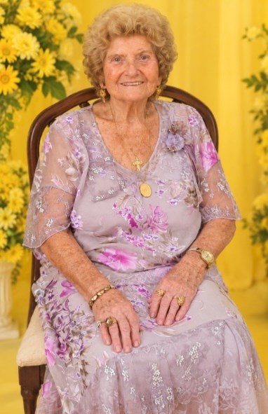 Obituary of Maria Mundrean