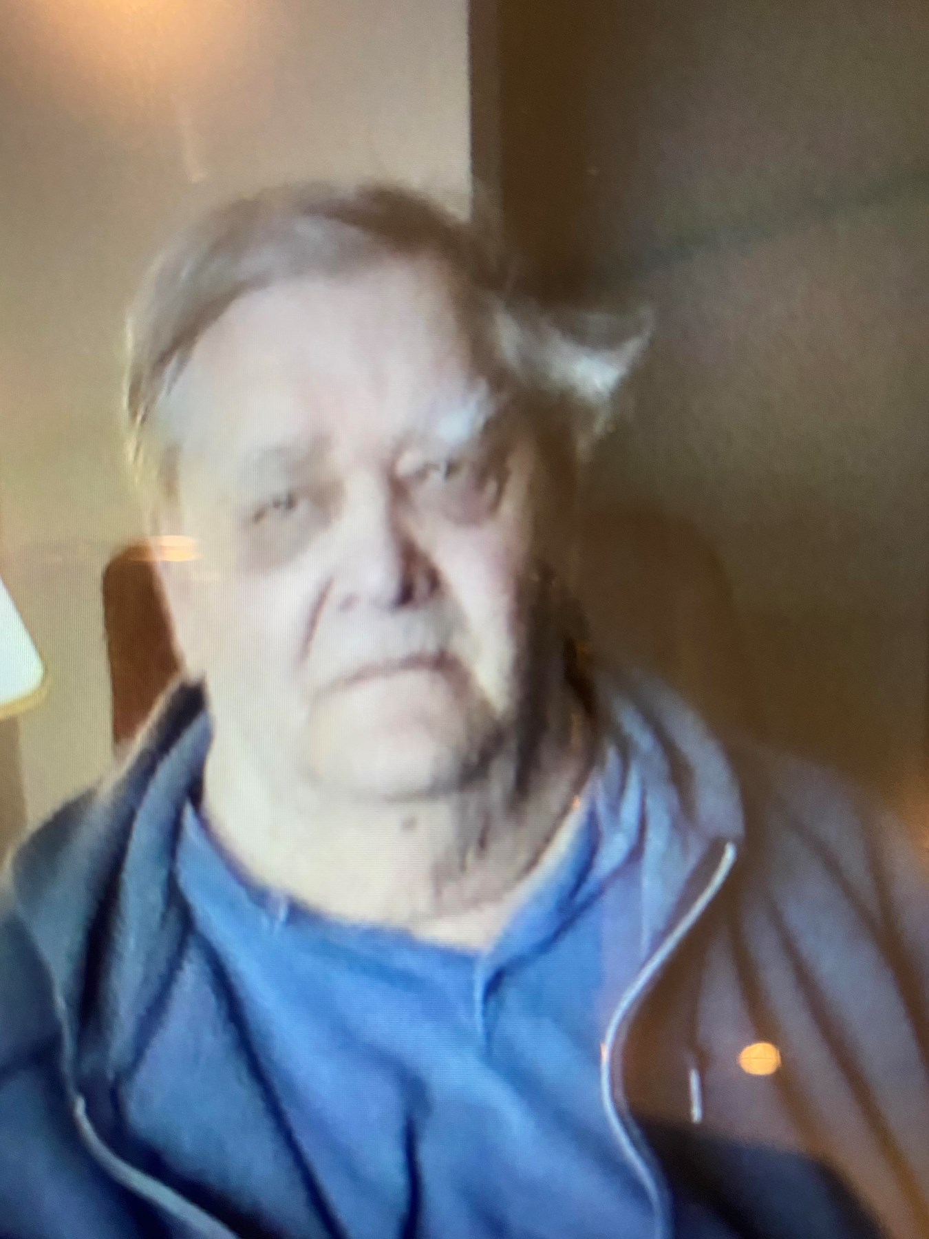 Obituario de Charles Holt