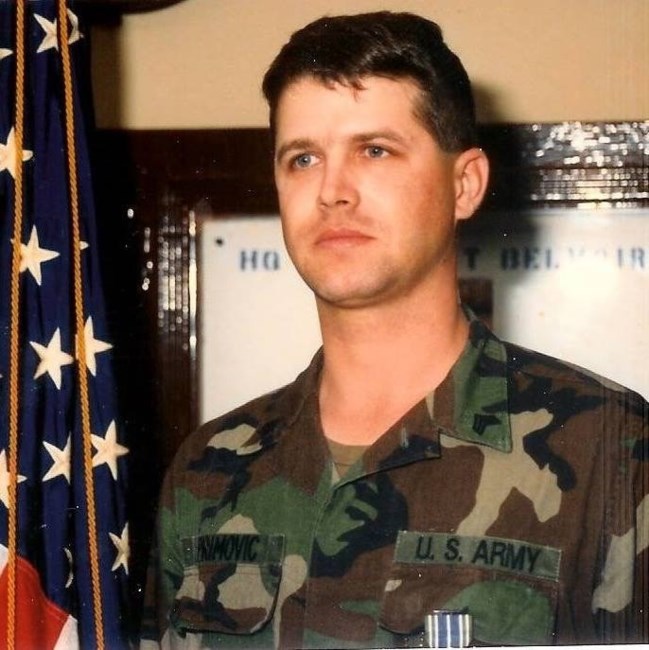 Obituario de Michael Eugene Primovic