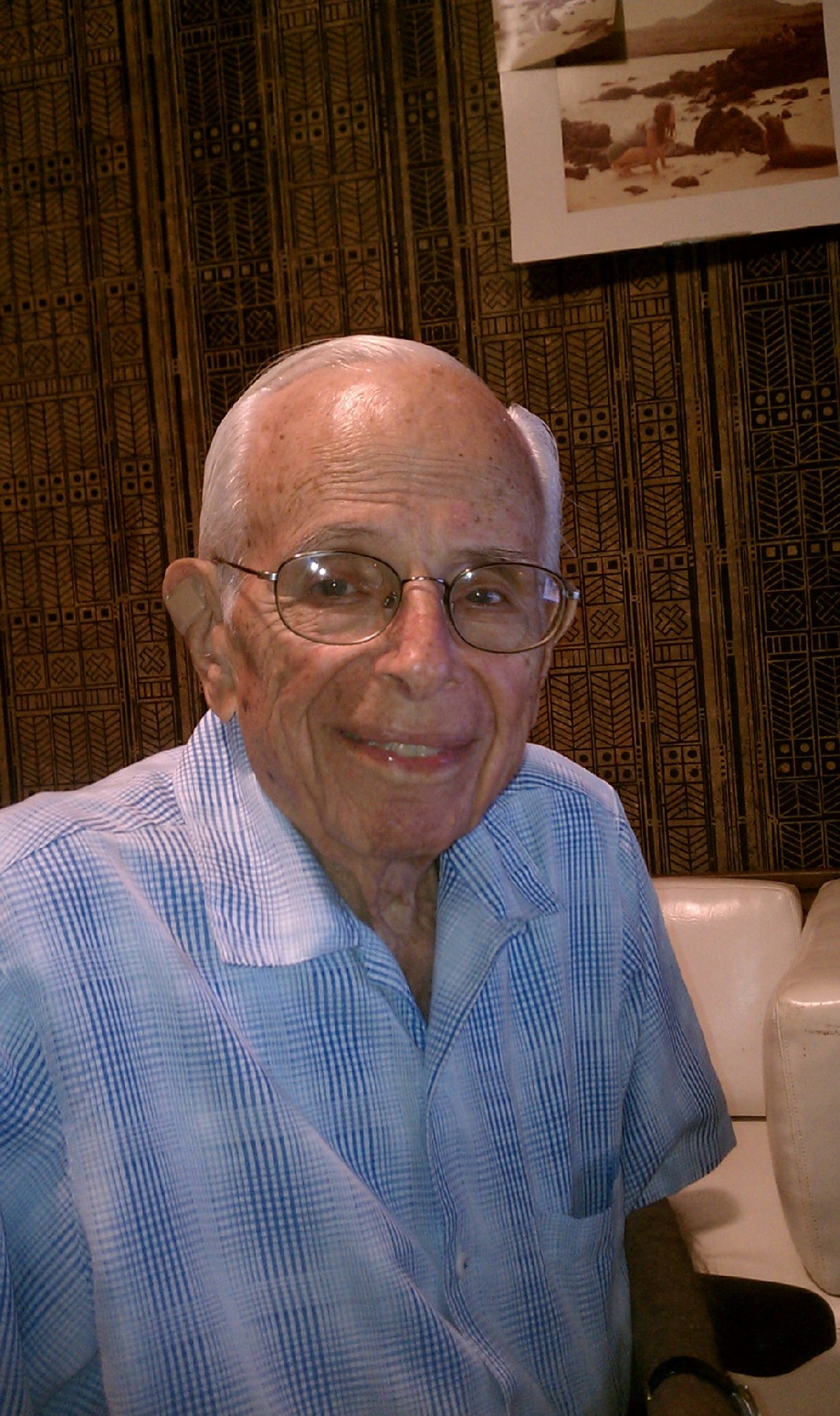 Obituario de Dr. Emanuel Pushkin