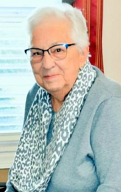 Obituary of Gloria Hudspeth Lyons